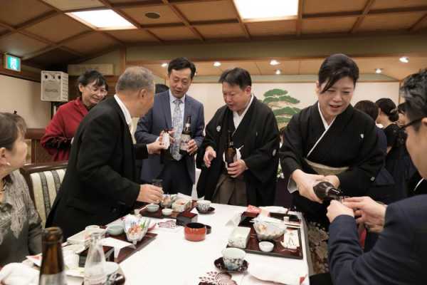 日本敬酒语言（日本敬酒怎么说）